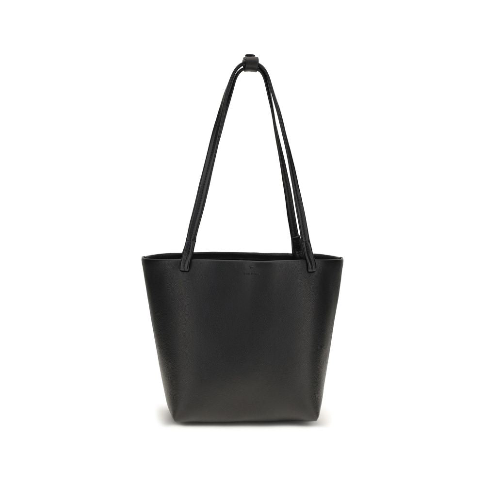Black calf leather shoulder bag used by THE NOTICE to examine whether a bag still earns repeated use.