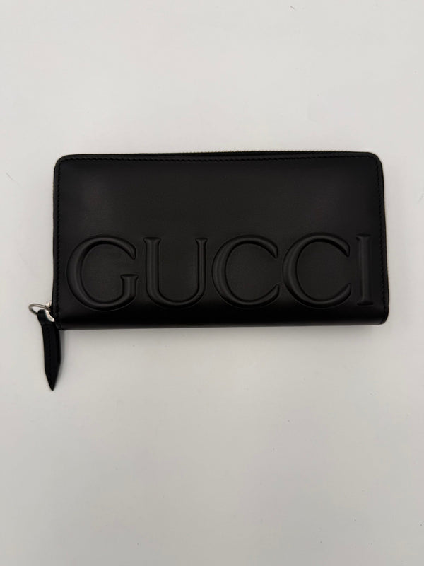 Gucci GUCCI Zip Black Front Logo Embossed Wallet