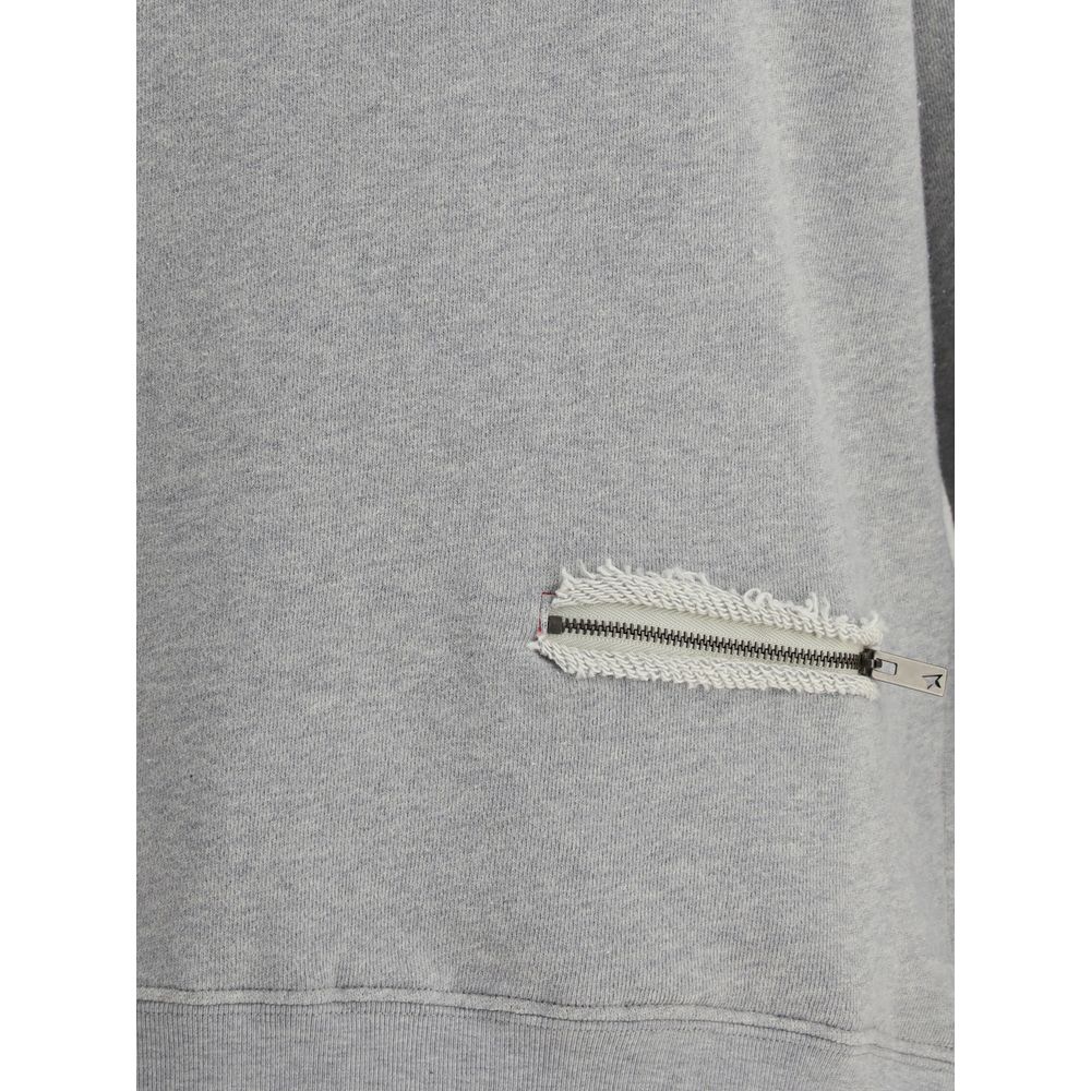Sweatshirt with pocket